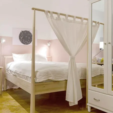 Okra Apartment *